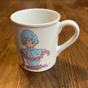 NEW Fun coffee mug with precious moments, it would be great gift